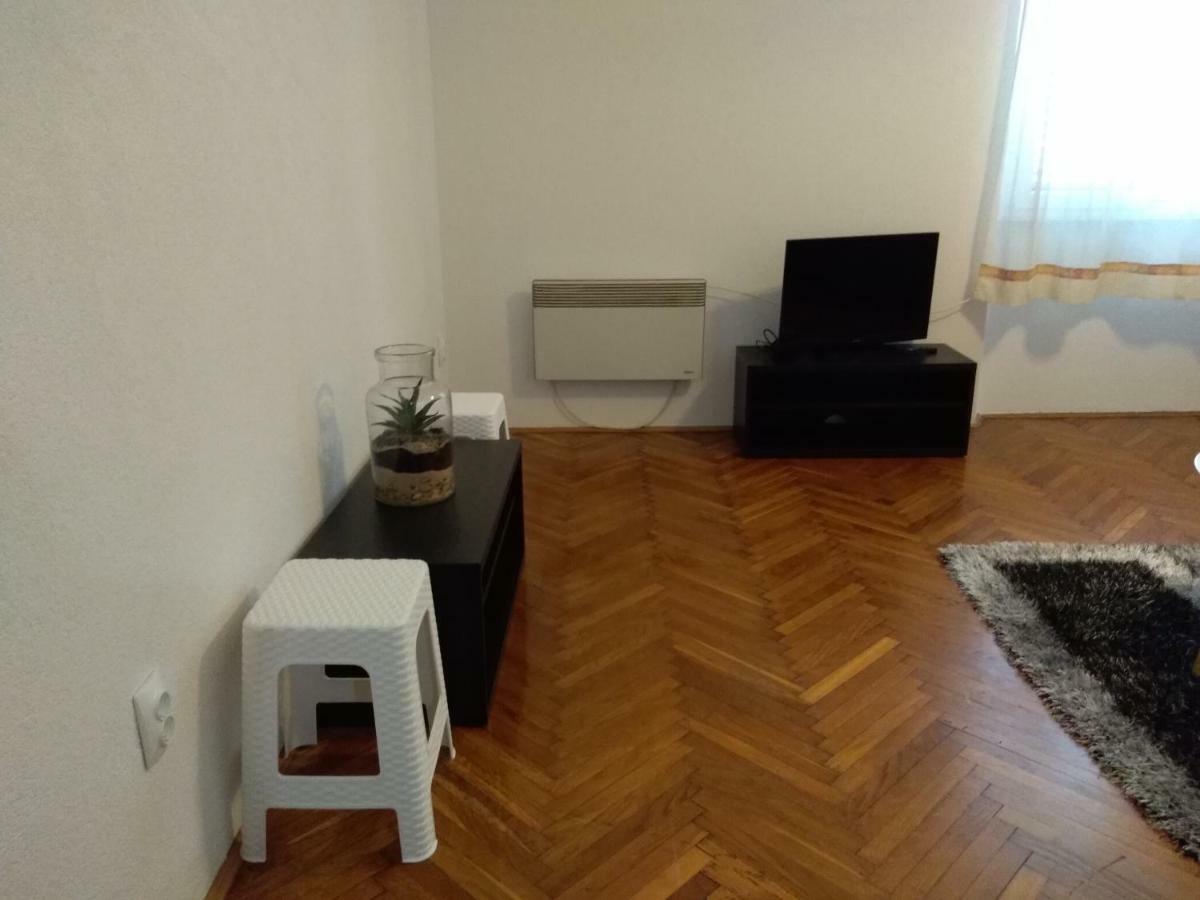 Apartment Giardino Rijeka Exterior photo